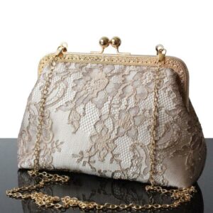 Pochette Beige pour Soirée en dentelle et satin raffine